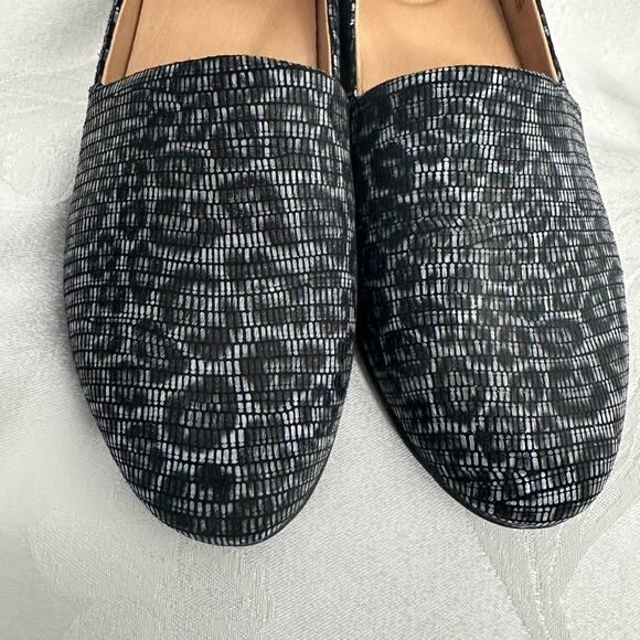 Dansko Gray Larisa Leopard Slip On Flats Leather Size 39 - Picture 3 of 13